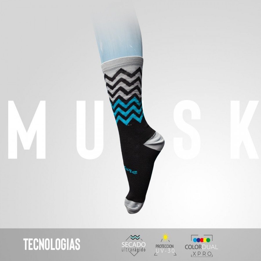 UNISEX MEDIAS TRIANGULOS AGUA GRIS